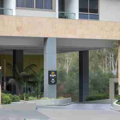 Meriton Suites North Ryde Hotel Exterior