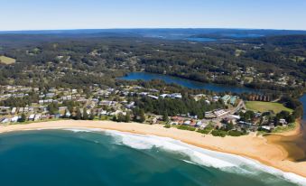 Avoca Beach Hotel