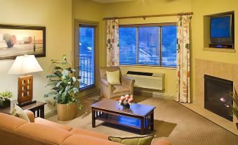 Bluegreen Vacations Odyssey Dells Resort