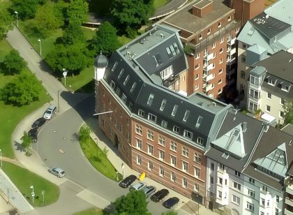 THE RED - Living Suites by the Rhine