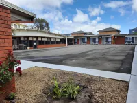 Abbotswood Motor Inn Hotels in Belmont