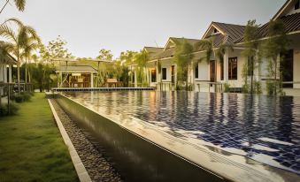 Thanawong Pool Villa