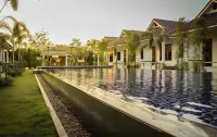 Thanawong Pool Villa Hotels in Amphoe Si Samrong