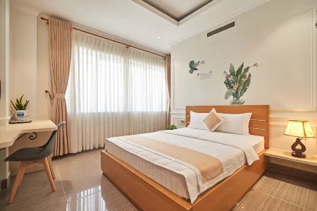 Bin Bin Hotel 10 - Mimosa Near Tan Son Nhat Airport
