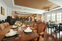 Manoir des Arts Hotel