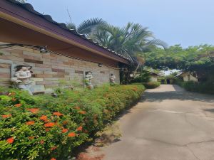 OYO 75483 PP Resort Suwintawong