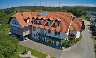 Kirschberghof Gästehaus Und Weinverkauf