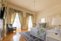 Schlosshotel Bad Neustadt Hotels near Marktplatz Bad Neustadt