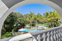 The Islander Hotels in Point Lookout
