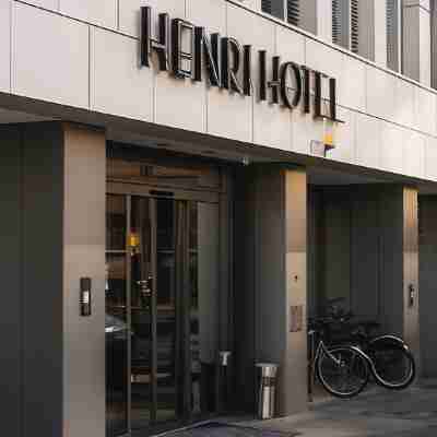 Henri Hotel Düsseldorf Downtown Hotel Exterior