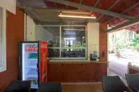 Avocado Cottages Hotels in Suntikoppa