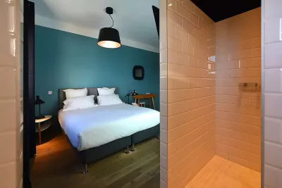 Rossi Hôtel Hotels in 