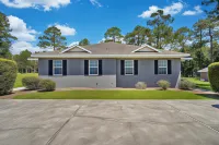 Charming Gray Home- 5 Mins from Gsu! Hotels in Bulloch County