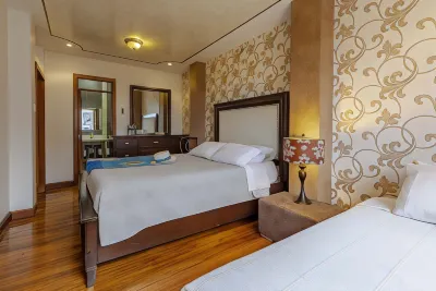 Hotel Azul de la Plaza by Chat Noir Hotel a Cuenca