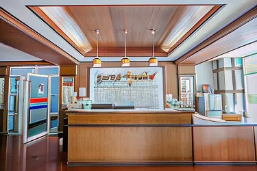 รูปภาพของGrand Charoonrat Apartment