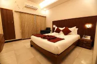 The Swagath Grande by Zeeyatt Regency Hotels near Sirumalai Reserved Forest