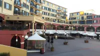 Cityview Studio Accommodation فنادق في Annandale