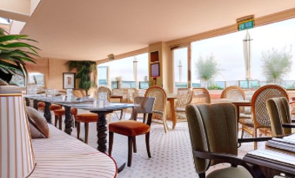 2. 화이트 하트 호..