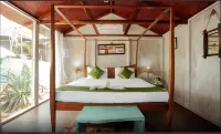 Village Susegat Beach Resort
