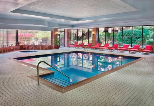 5. 트럼불 메리어트..