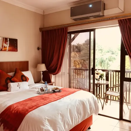 Jay and Bee Guesthouse