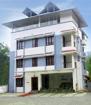 Pine Tree Munnar - خدمة نقل من وإلى المطار