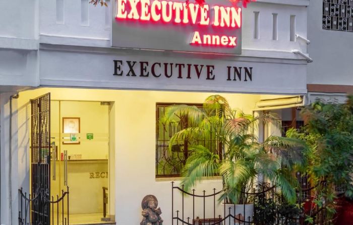Executive Inn - A Boutique Hotel