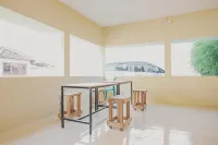 RedDoorz Near RS Imanuel Lampung Hotels in Sukabumi Indah