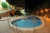 Hotel President - Pools