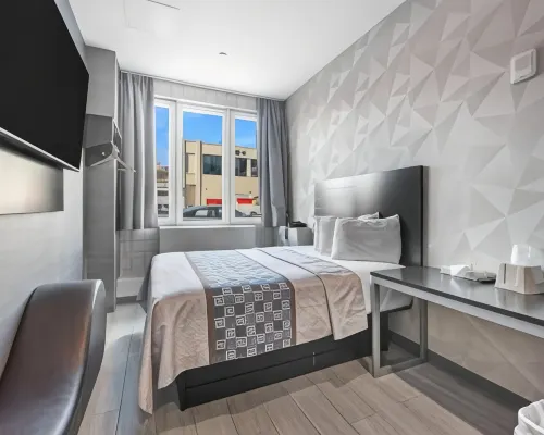 Hotel 365 Bronx - Yankee Stadium Hotels near Millbrook Park