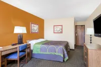 Super 8 by Wyndham Charlotte/Amusement Park Area Hotels in Charlotte