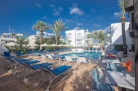 Pavlinia Hotel & Apartments
