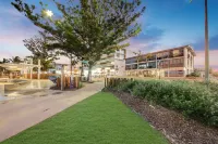 BEACH BELLE 2 BRM APARTMENT OPPOSITE BEACHFRONT