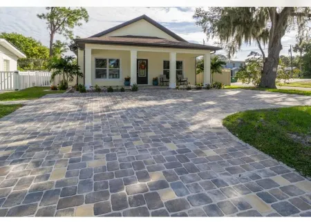 Bahama Breeze Retreat