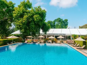 Mount Meru Hotel