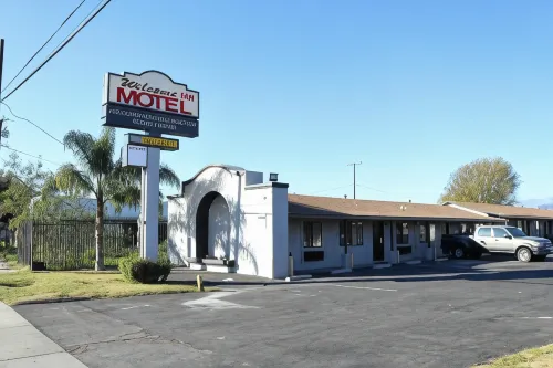 Palm Inn Motel - Montclair Hotels in Claremont