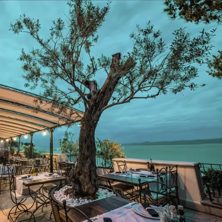 Newly Renovated Hotel Kastil