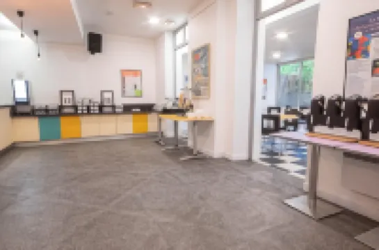 오베르쥬 드 젊음 HI 니스 - 레스 카멜리아