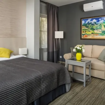 Grafit Hotel - Park Yeri