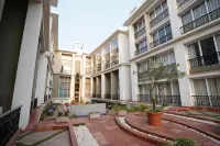 Bellagio Rezidencia 1 BHK Service Apartments