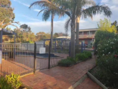 Coachman Motel