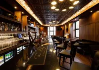 The Hadley Hotel - Bars