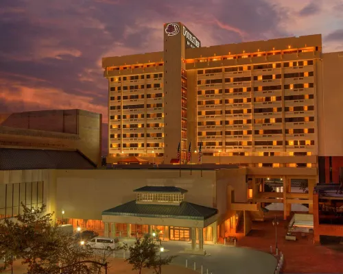 DoubleTree by Hilton Little Rock Hotels in Little Rock