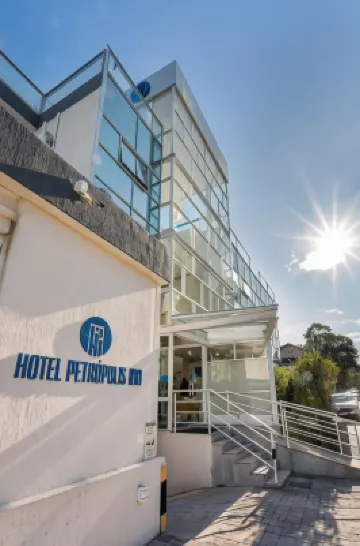Hotel Petropolis Inn โรงแรมใน