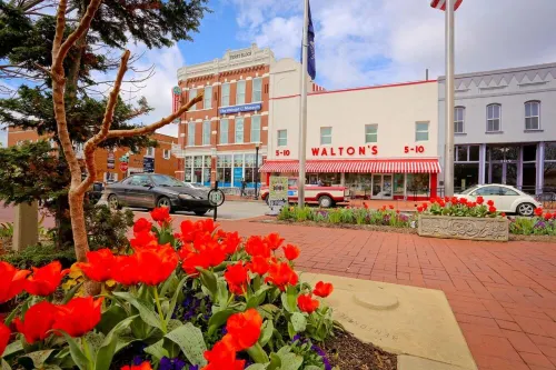 Steps to downtown Bentonville II