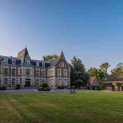 Hôtel Château Tilques Hotel Exterior