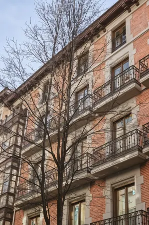 Líbere Bilbao Ledesma Отели рядом со станцией Музей Гуггенхайма в Бильбао