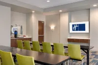 Holiday Inn Express & Suites Dalton - Market ST Hotels in Dalton