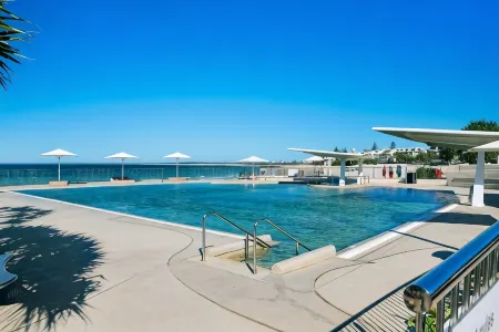 Ultiqa Shearwater Resort