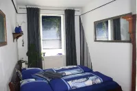 cozy, quiet apartment near Spreewald, central location, pets welcome Các khách sạn ở Neupetershain